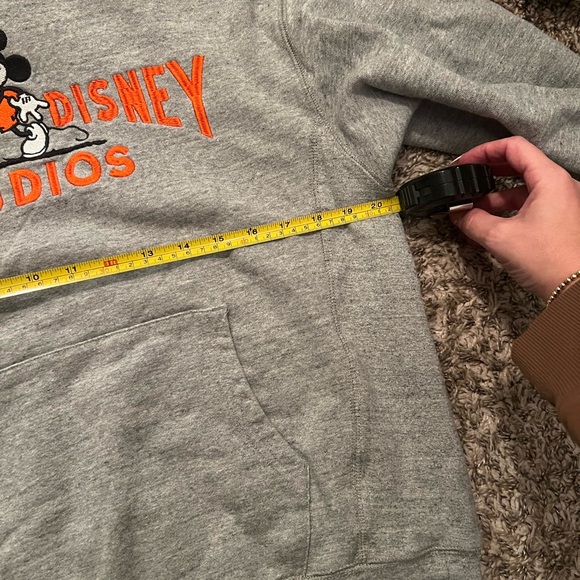 Disney 100 Studios Gray Hoodie with Mickey Medium - Picture 4 of 4